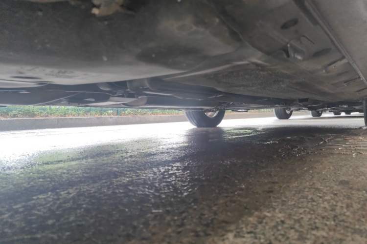 Used Nissan Livina 2010 JINRUI Edition 1.6L Automatic Standard Model Chassis Rear Right