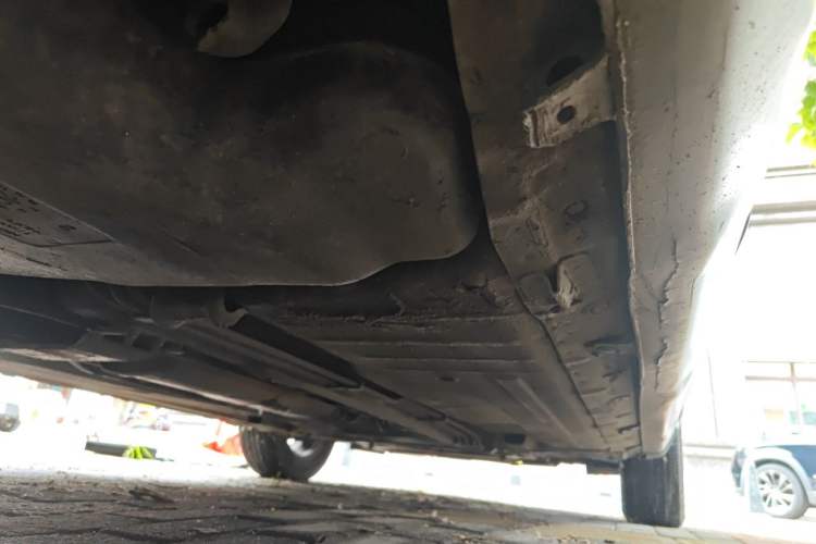 Used Nissan Livina 2010 JINRUI Edition 1.6L Automatic Standard Model Chassis Rear Right