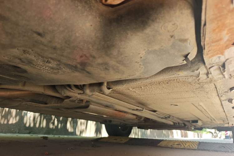 Used Nissan Livina 2010 Jingrui Edition 1.6L Automatic Smart Model Chassis Rear Right