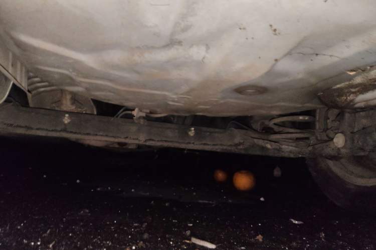 Used Nissan Livina 2010 Jingrui Edition 1.6L Automatic Smart High-End Model Chassis Rear