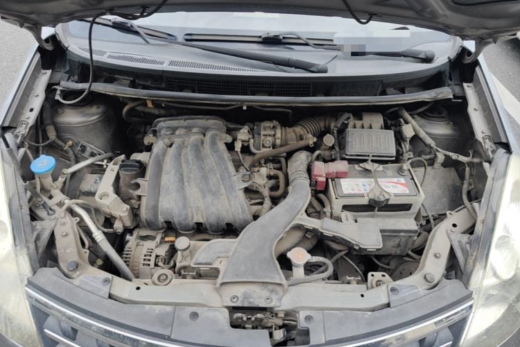 Used Nissan Livina 2010 Jingrui Edition 1.6L Automatic Smart Model Engine Bay
