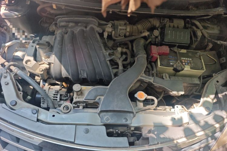 Used Nissan Livina 2010 Jingrui Edition 1.6L Automatic Smart Model Engine Bay