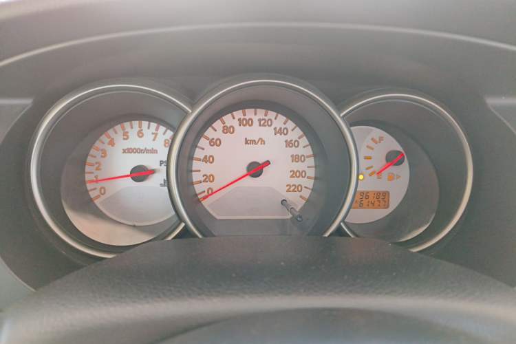 Used Nissan Livina 2010 JINRUI Edition 1.6L Automatic Standard Model Instrument Cluster