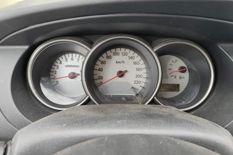 Used Nissan Livina 2010 Jingrui Edition 1.6L Automatic Smart Model Instrument Cluster