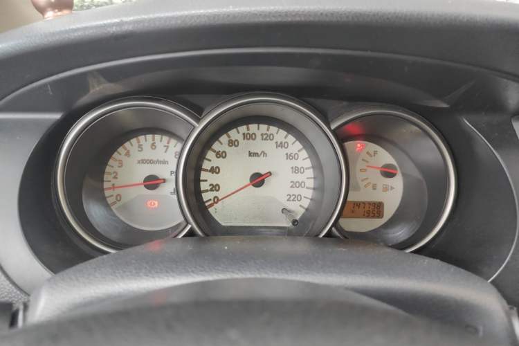 Used Nissan Livina 2010 JINRUI Edition 1.6L Automatic Standard Model Instrument Cluster