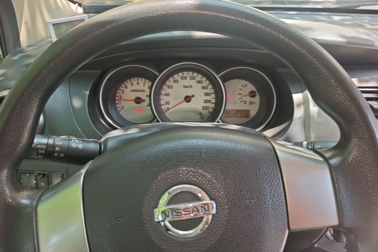 Used Nissan Livina 2010 Jingrui Edition 1.6L Automatic Smart Model Instrument Cluster