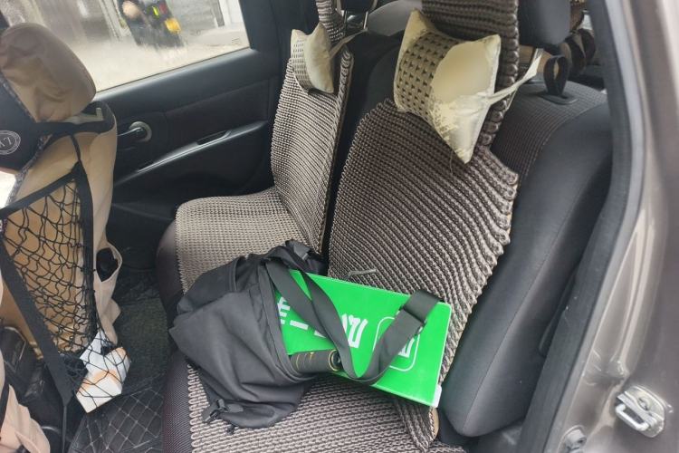Used Nissan Livina 2010 Jingrui Edition 1.6L Automatic Smart Model Left Rear Seat