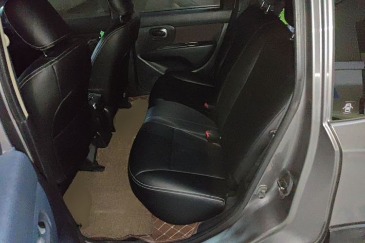 Used Nissan Livina 2010 Jingrui Edition 1.6L Manual Standard Model Left Rear Seat