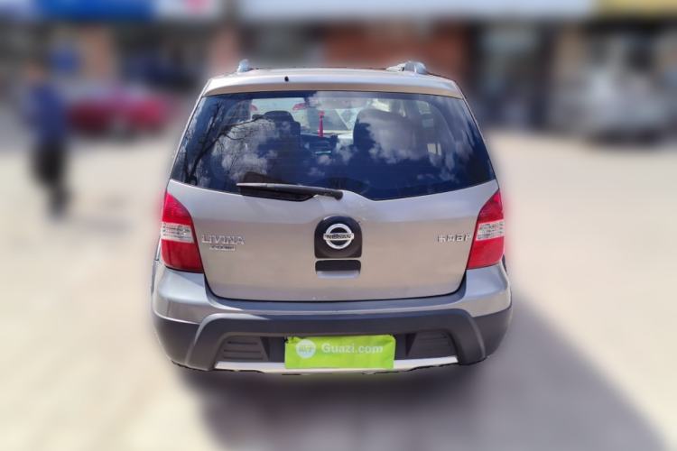 Used Nissan Livina 2010 Jingrui Edition 1.6L Manual Standard Model Rear
