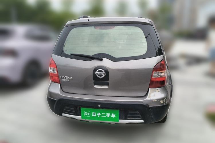 Used Nissan Livina 2010 Jingyue Edition 1.6L Manual All-Around Model Rear