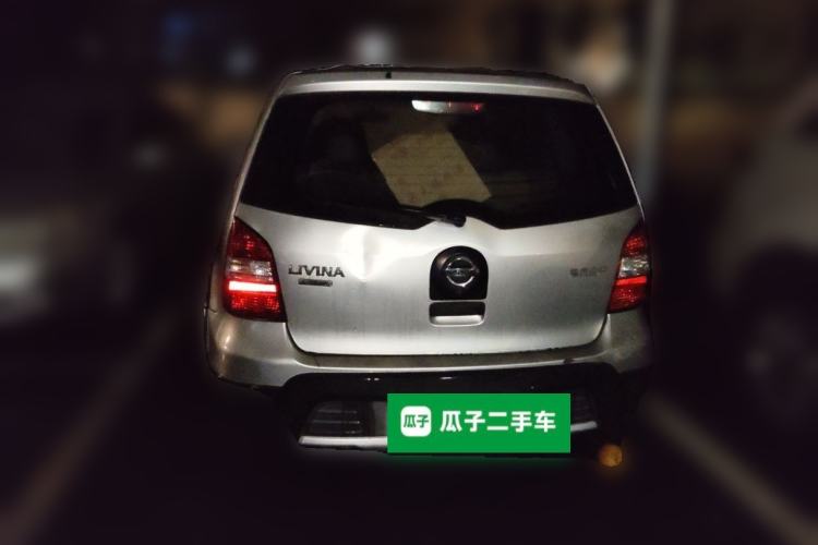 Used Nissan Livina 2010 Jingrui Edition 1.6L Automatic Smart High-End Model Rear