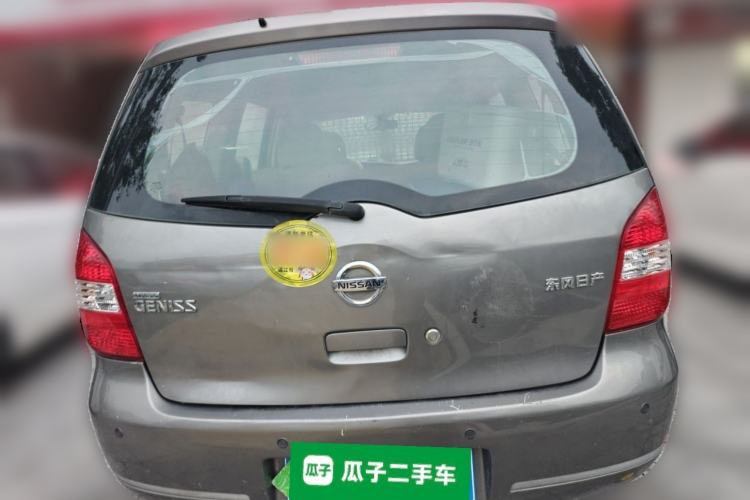 Used Nissan Livina 2010 Jingyi Edition 1.8L Automatic Standard Model Rear