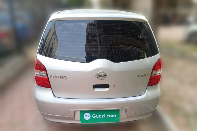 Used Nissan Livina 2010 Jingyue Edition 1.6L Manual All-Around Model Rear