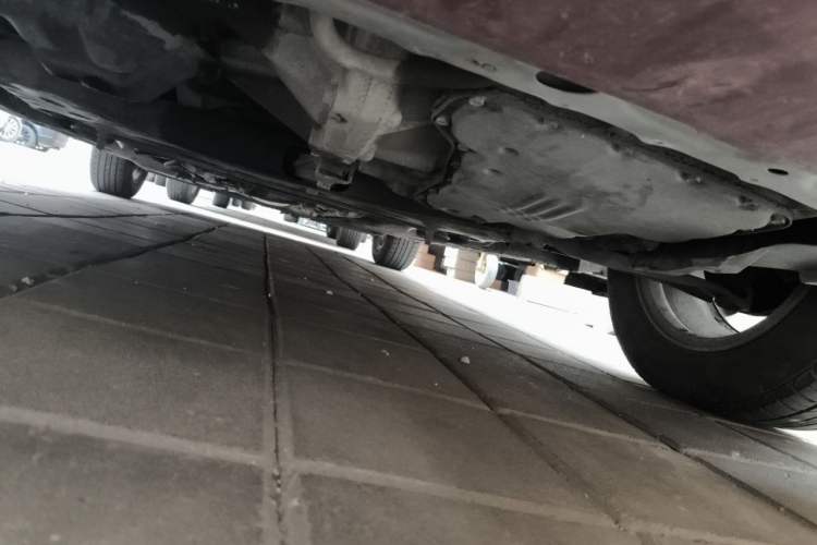 Used Nissan Livina 2010 Jingyue Edition 1.6L Automatic Supercharged Model Chassis Front