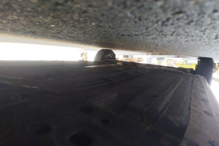 Used Nissan Livina 2010 Jingyue Edition 1.6L Manual All-Around Model Chassis Front Right