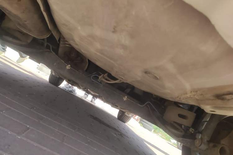 Used Nissan Livina 2010 JINRUI Edition 1.6L Automatic Standard Model Chassis Rear
