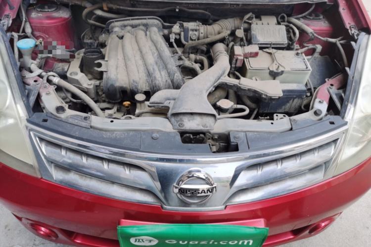 Used Nissan Livina 2010 Jingyue Edition 1.6L Manual All-Around Model Engine Bay