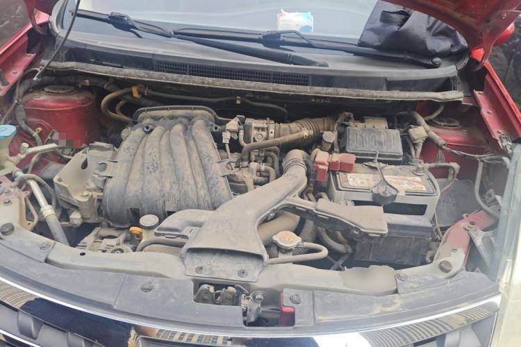 Used Nissan Livina 2010 Jingrui Edition 1.6L Automatic Smart Model Engine Bay