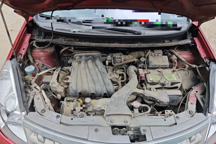 Used Nissan Livina 2010 JINRUI Edition 1.6L Automatic Standard Model Engine Bay