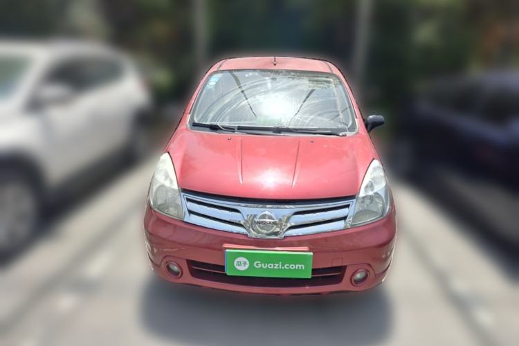 Used Nissan Livina 2010 Jingyue Edition 1.6L Manual All-Around Model Front