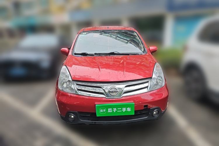 Used Nissan Livina 2010 Jingyue Edition 1.6L Automatic All-in-One Model Front