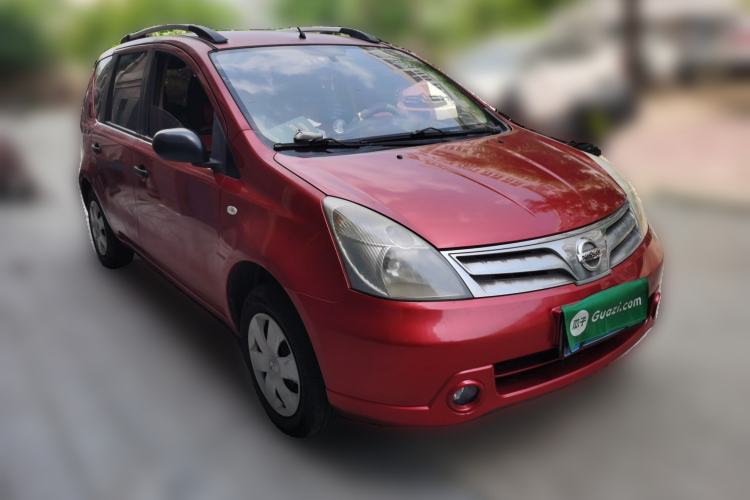 Used Nissan Livina 2010 Jingyue Edition 1.6L Manual All-Around Model Front Right 45 Deg
