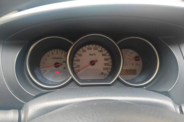 Used Nissan Livina 2010 Jingrui Edition 1.6L Automatic Smart Model Instrument Cluster