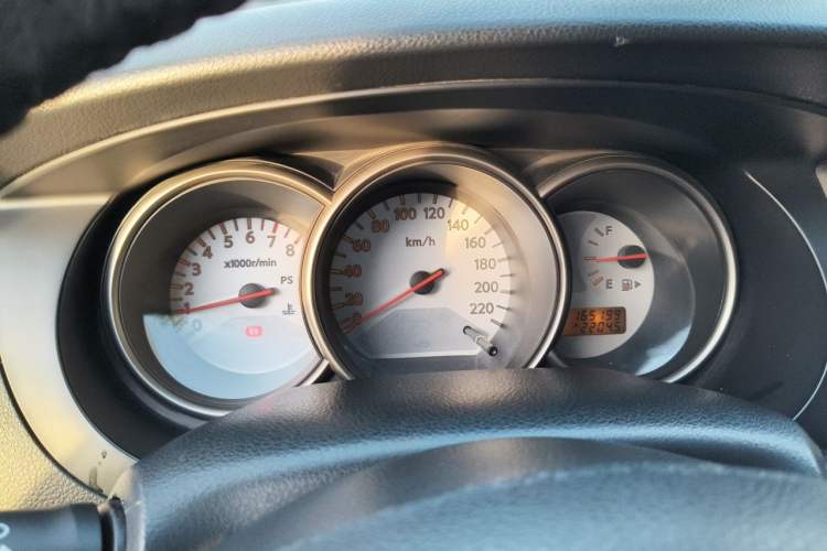 Used Nissan Livina 2010 Jingyue Edition 1.6L Automatic All-in-One Model Instrument Cluster