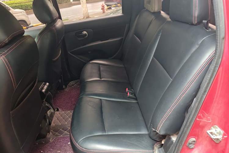 Used Nissan Livina 2010 Jingyue Edition 1.6L Automatic All-in-One Model Left Rear Seat