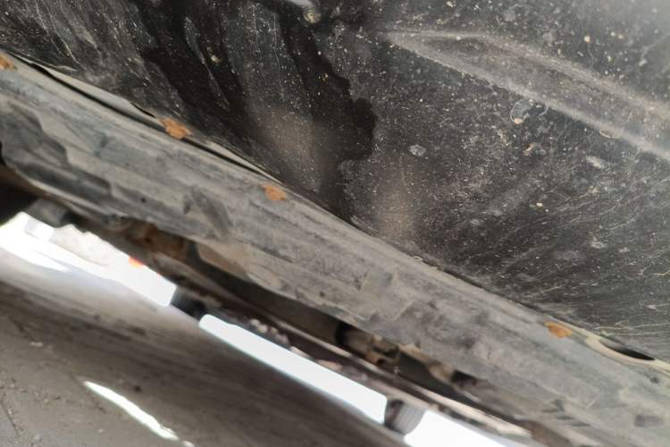 Used Nissan Livina 2010 Jingyue Edition 1.6L Automatic All-in-One Model Chassis Front