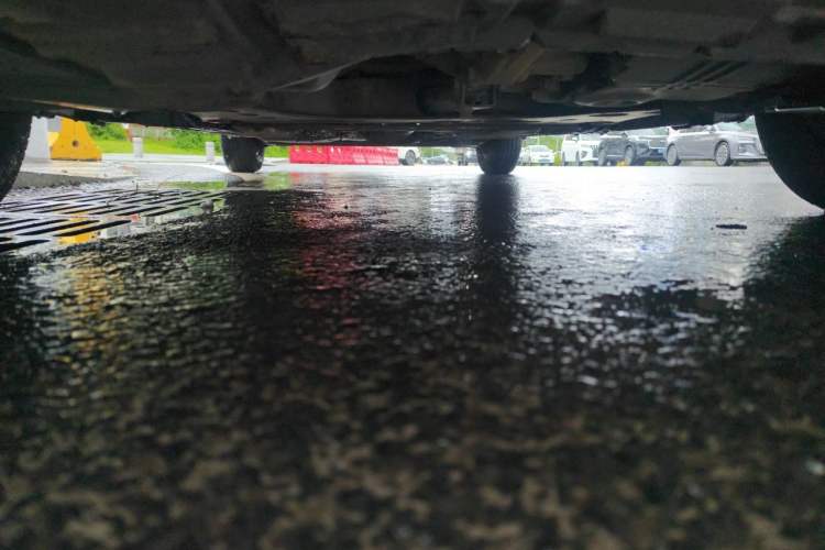 Used Nissan Livina 2010 Jingyue Edition 1.6L Automatic All-in-One Model Chassis Front