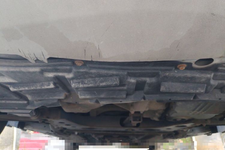 Used Nissan Livina 2010 Jingyue Edition 1.6L Automatic All-in-One Model Chassis Front