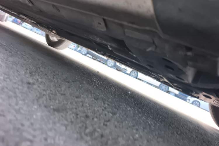 Used Nissan Livina 2010 JINRUI Edition 1.6L Automatic Standard Model Chassis Front Right
