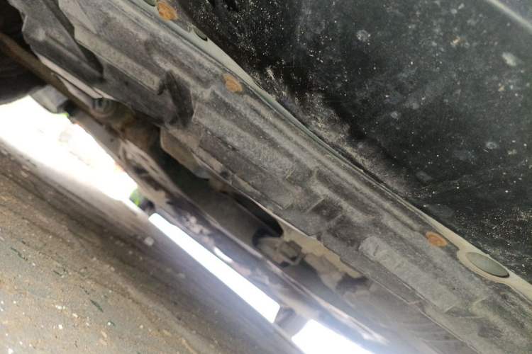 Used Nissan Livina 2010 Jingyue Edition 1.6L Automatic All-in-One Model Chassis Front