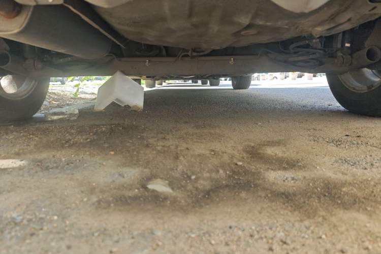 Used Nissan Livina 2010 JINRUI Edition 1.6L Automatic Standard Model Chassis Rear