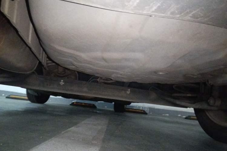Used Nissan Livina 2010 Jingyue Edition 1.6L Automatic Supercharged Model Chassis Rear