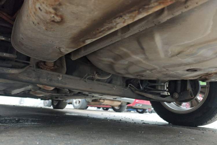 Used Nissan Livina 2010 Jingrui Edition 1.6L Manual Standard Model Chassis Rear Left