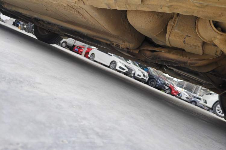 Used Nissan Livina 2010 Jingrui Edition 1.6L Manual Standard Model Chassis Rear Left