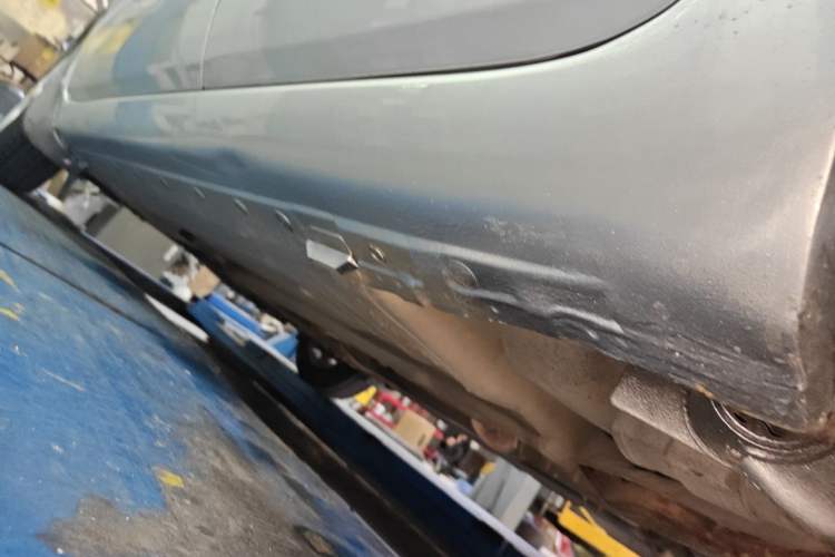 Used Nissan Livina 2010 Jingyue Edition 1.6L Automatic All-in-One Model Chassis Rear Left