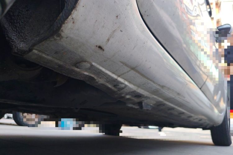 Used Nissan Livina 2010 Jingyue Edition 1.6L Automatic All-in-One Model Chassis Rear Right