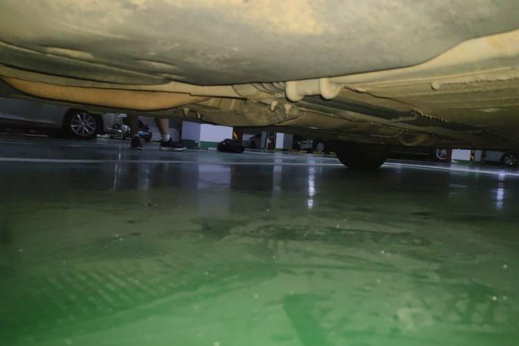 Used Nissan Livina 2010 Jingyue Edition 1.6L Automatic All-in-One Model Chassis Rear Right
