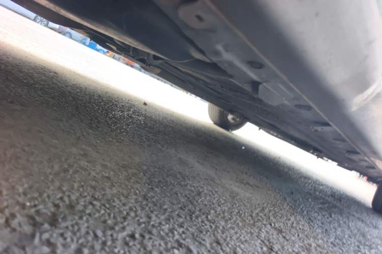 Used Nissan Livina 2010 JINRUI Edition 1.6L Automatic Standard Model Chassis Rear Right