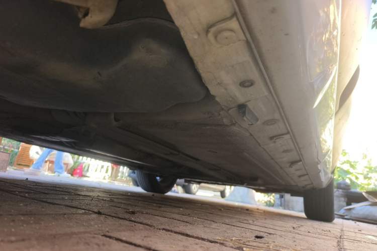 Used Nissan Livina 2010 Jingrui Edition 1.6L Automatic Smart Model Chassis Rear Right