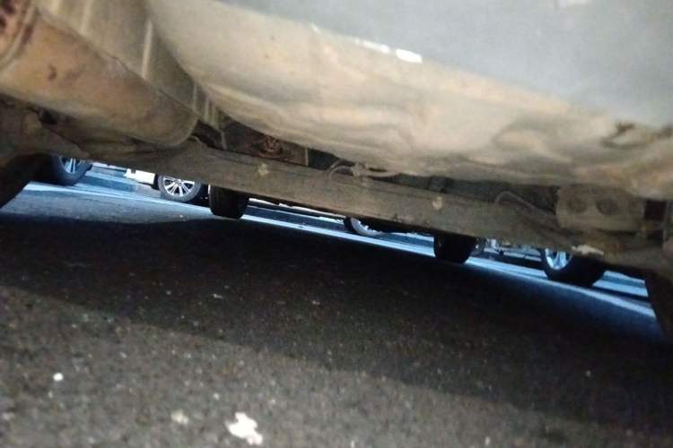 Used Nissan Livina 2010 Jingyue Edition 1.6L Automatic All-in-One Model Chassis Rear