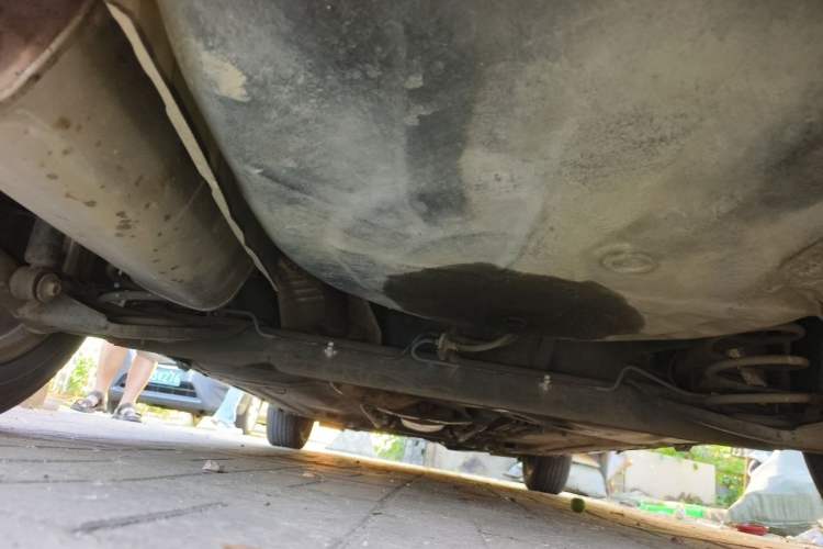 Used Nissan Livina 2010 Jingrui Edition 1.6L Automatic Smart Model Chassis Rear