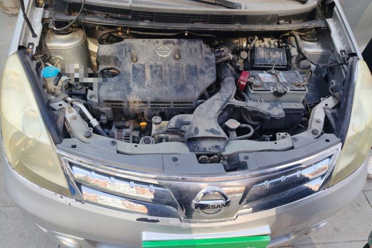 Used Nissan Livina 2010 Jingyue Edition 1.6L Automatic All-in-One Model Engine Bay