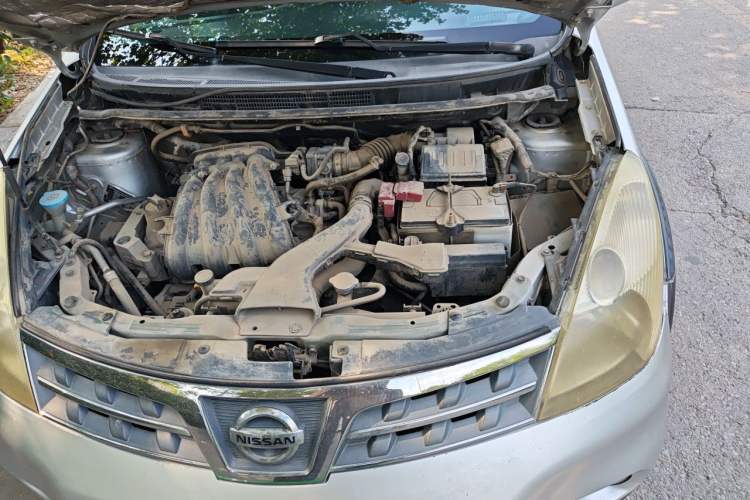 Used Nissan Livina 2010 Jingrui Edition 1.6L Automatic Smart Model Engine Bay Left