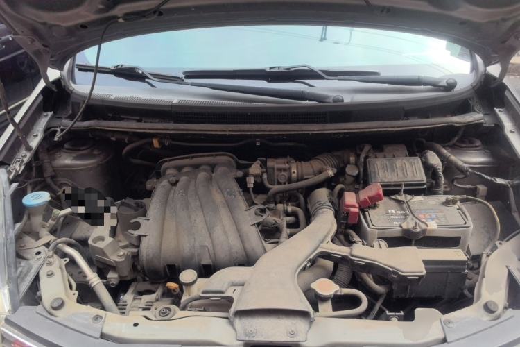 Used Nissan Livina 2010 Jingrui Edition 1.6L Automatic Smart Model Engine Bay