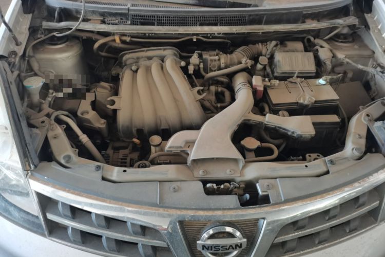 Used Nissan Livina 2010 Jingrui Edition 1.6L Automatic Smart Model Engine Bay