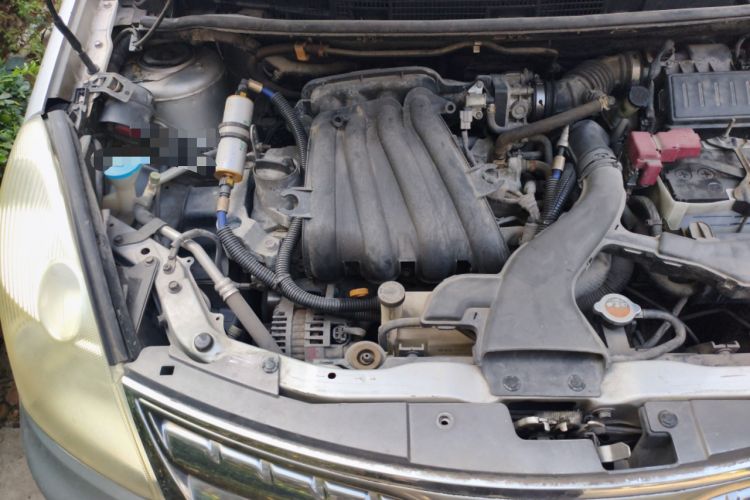 Used Nissan Livina 2010 Jingyue Edition 1.6L Automatic All-in-One Model Engine Bay Right